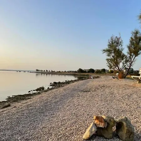 Διαμέρισμα S Vyhledem Na Vir