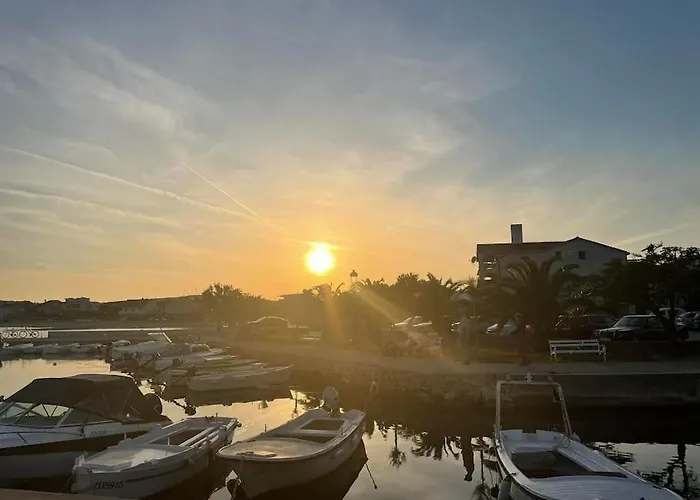 S Vyhledem Na 아파트 *