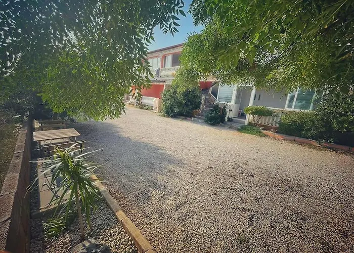 아파트 S Vyhledem Na 비르