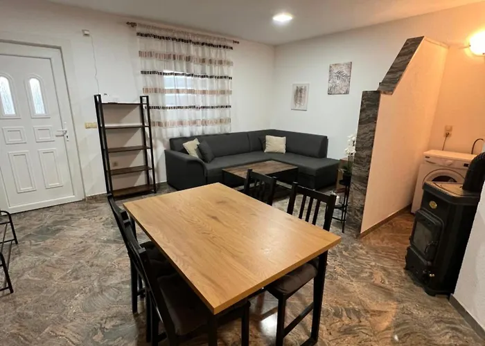 아파트 S Vyhledem Na *