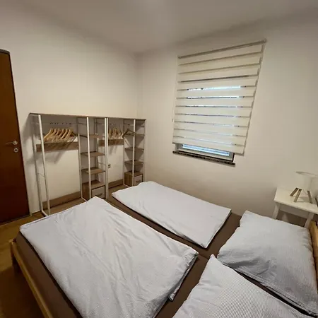 S Vyhledem Na Apartament